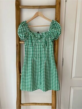 h&m green mini dress | Dresses | Hm Womens Lime Button Vneck Collar Long Sleeve Ruffled Large Bandeau dress
